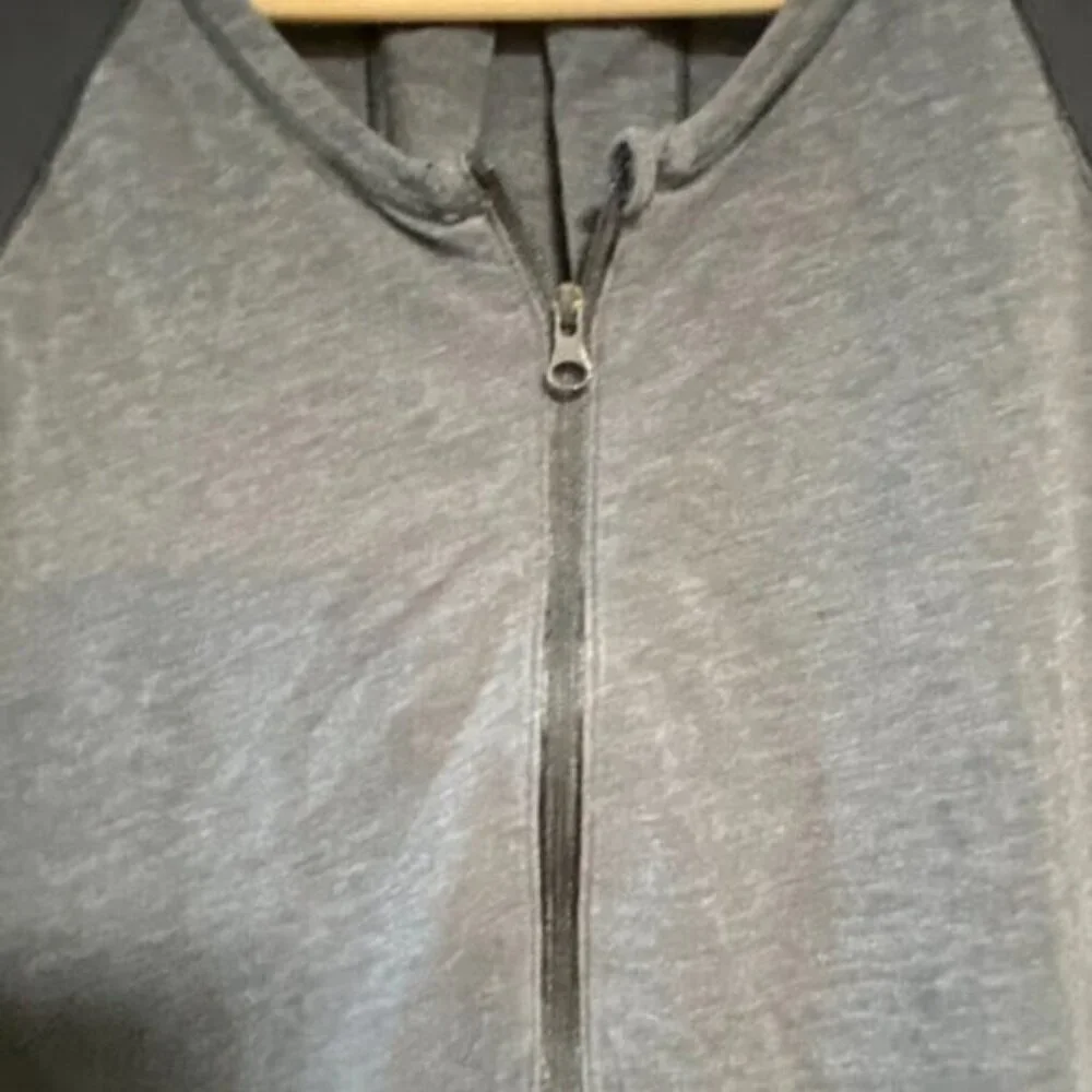 Lululemon Black & Charcoal Long Sleeve Athletic Tunic Top - Picture 4 of 7